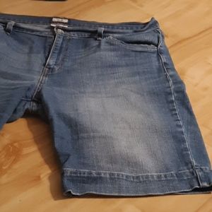 Levi's 515 Bermuda Shorts Size 14 Blue (p33)